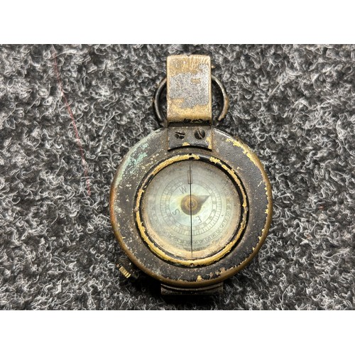 5205 - WW2 British Compass MkIII maker marked and dated 