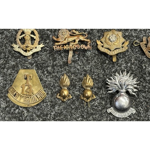 5233 - WW2 British Cap Badges to include: Argyl & Sutherland Highlanders, Kings Own Scottish Borderers, Bla... 