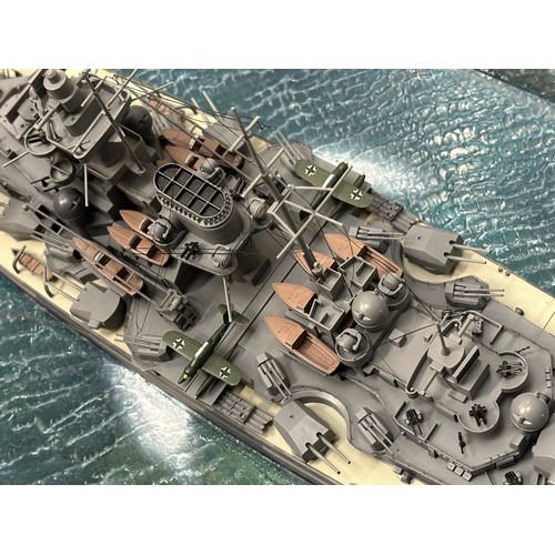 5238 - 1/350th Scale Model of the Battleship 