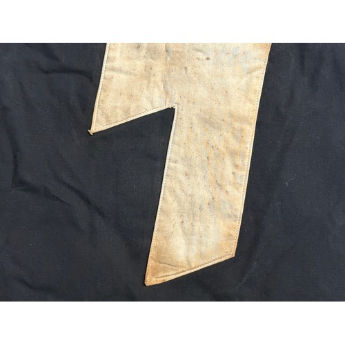 5247 - WW2 Third Reich DJ Trumpet Banner. Multipart construction, white rune on black backing. Size 47cm x ... 