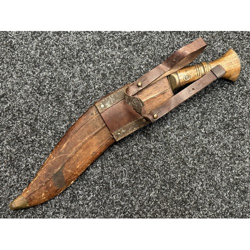 5312 - Reproduction WW1 British Army Kukri Knife with single edged blade 335mm in length, marked 