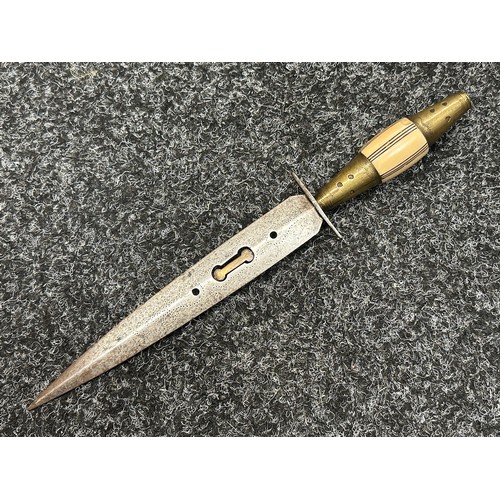 5325 - Spanish Dagger with double edged blade 190mm in length marked 