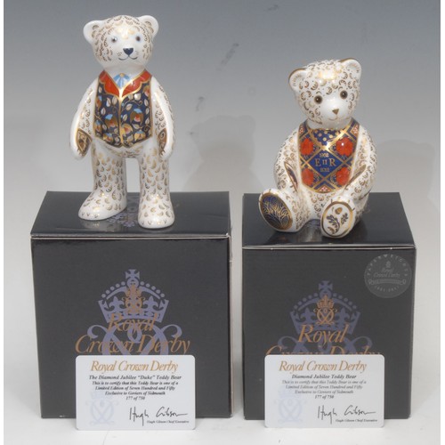 3070 - A Royal Crown Derby paperweight, Diamond Jubilee Teddy Bear, exclusive to Goviers of Sidmouth, Imari... 