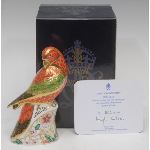 3102 - A Royal Crown Derby paperweight, Lorikeet, specially commissioned, limited edition 801/2,500, gold s... 