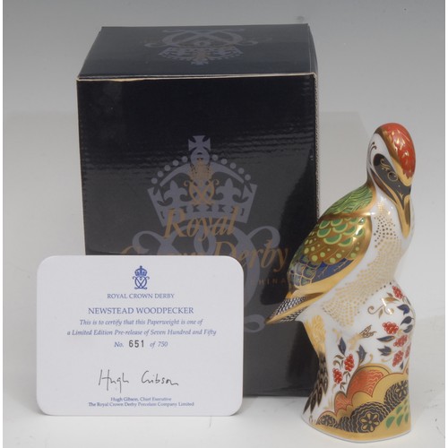 3112 - A Royal Crown Derby paperweight, Newstead Woodpecker, designed by Jane James, pre-release signature ... 