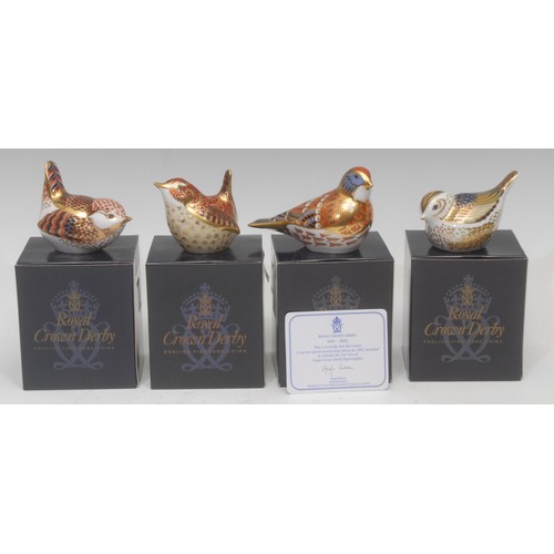 3100 - A Royal Crown Derby paperweight, Linnet, special anniversary edition for 2002, to celebrate the 21st... 