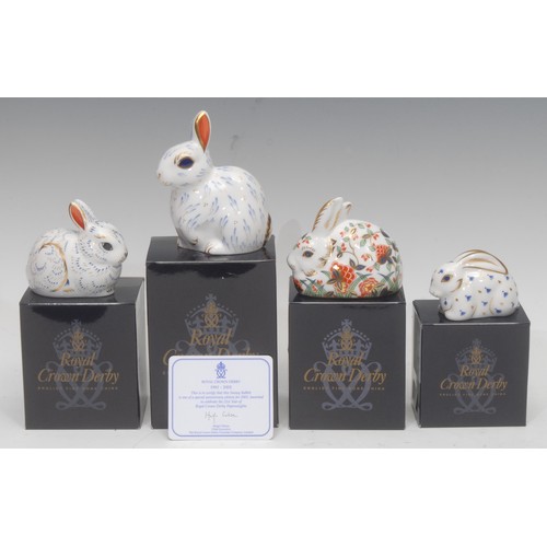 A Royal Crown Derby paperweight, Snowy Rabbit, special anniversary ...