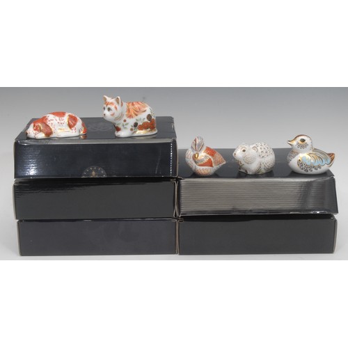 3064 - A Royal Crown Derby paperweight, Collector's Guild Member's Pack, Teal Duckling, gold stopper, 6cm h... 