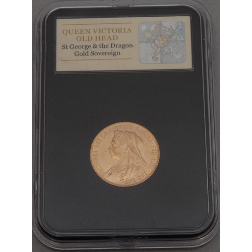 3034 - Gold coins - 22ct gold The Queen Victorian Old Head St George and the Dragon sovereign, 7.98g, 1900,... 