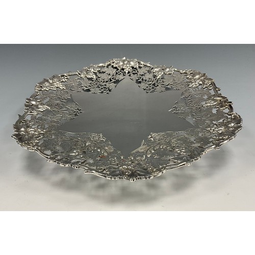 Lot 6032      
