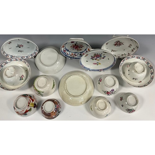 6299 - A collection of 18th century and later tea bowls and saucers including;  New Hall The Boy & Butterfl... 