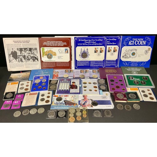 Coins & Tokens - Coinage of Great Britain proof sets, 1970, 1977, 1994 ...