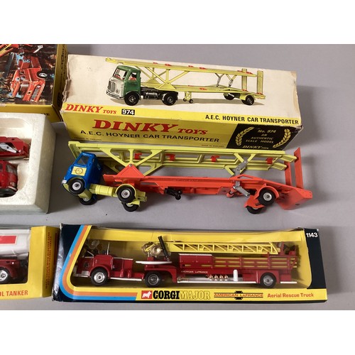 3005 - Corgi Major vintage Toys - 1127 Simon Snorkel Fire engine, 1143 Aerial Rescue Truck, 1152 Mack Truck... 