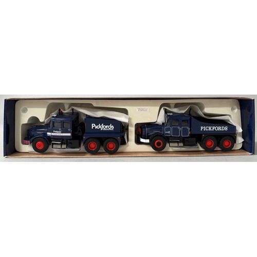 3044 - Corgi Toys - 17904 Pickfords 2 Scammel Contractors, limited edition 934/5000, 1/50 scale, boxed; CC1... 