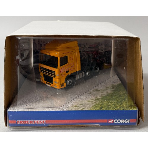 3044 - Corgi Toys - 17904 Pickfords 2 Scammel Contractors, limited edition 934/5000, 1/50 scale, boxed; CC1... 