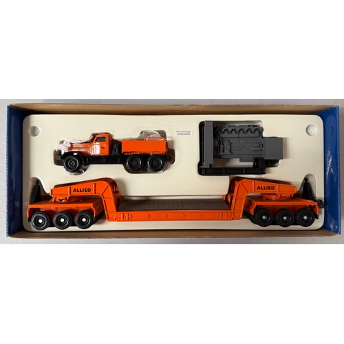 3040 - Corgi Toys  - Classics, 55301 U.S Road Transport Allied Diamond T980 & 24 Wheel Girder Trailer with ... 