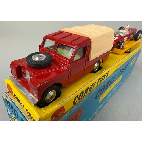 3037 - A Corgi die-cast scale model, Land-Rover with Ferrari Racing car on Trailer, Gift Set Number 17, spr... 