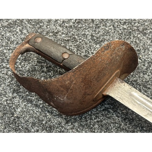 5076 - British 1899 Pattern Cavalry Sword with single edged fullered blade 850mm in length marked 