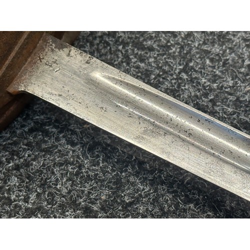 5076 - British 1899 Pattern Cavalry Sword with single edged fullered blade 850mm in length marked 