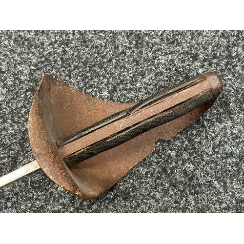 5076 - British 1899 Pattern Cavalry Sword with single edged fullered blade 850mm in length marked 