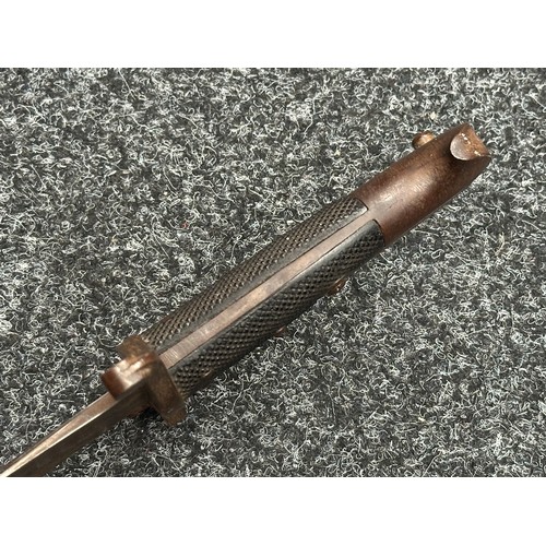 5088 - British P1860 Martini Henry Yataghan sword bayonet with curved fullered blade 577mm in length. Germa... 