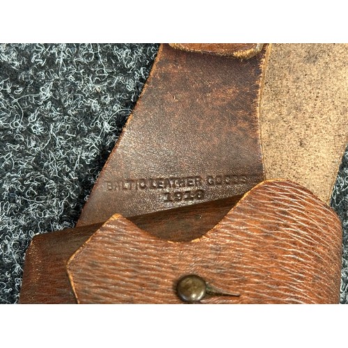 5110 - WW1 British 1903 pattern Leather .303 Rifle Bandoleer. Maker marked and dated 