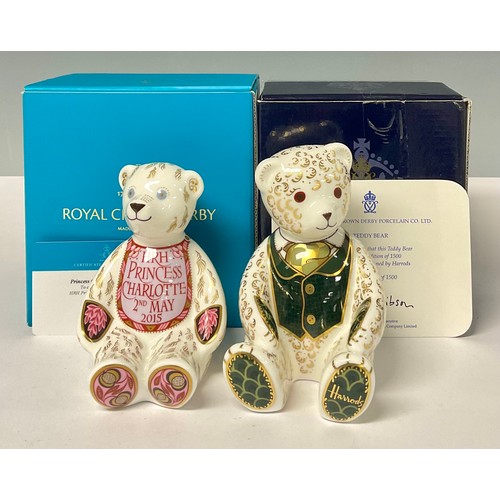 3144 - A Royal Crown Derby paperweight, Princess Charlotte Teddy Bear, to celebrate the birth of HRH Prince... 