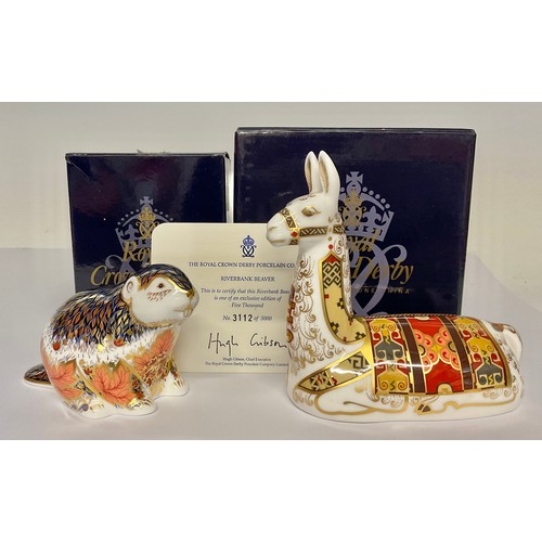 3151 - A Royal Crown Derby paperweight, Riverbank Beaver, exclusive limited edition 3,112/5,000, gold stopp... 