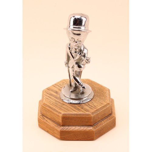 Advertising - Motoring - a Sharp's Mr Kreemy Knut car mascot, oak ...