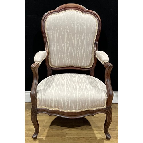 Lot 5028      