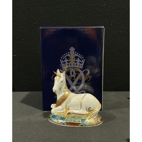 Lot 5037      