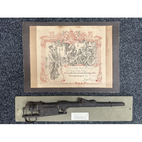 5180 - WW1 Imperial German Relic ground dug condition G98 Rifle receiver & WW1 British Honourable Discharge... 
