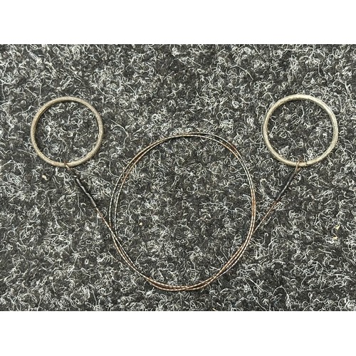 5200 - WW2 British Escape & Evasion Wire Saw. RAF Aircrew issue. Gigli saw comprised of a flexible length o... 