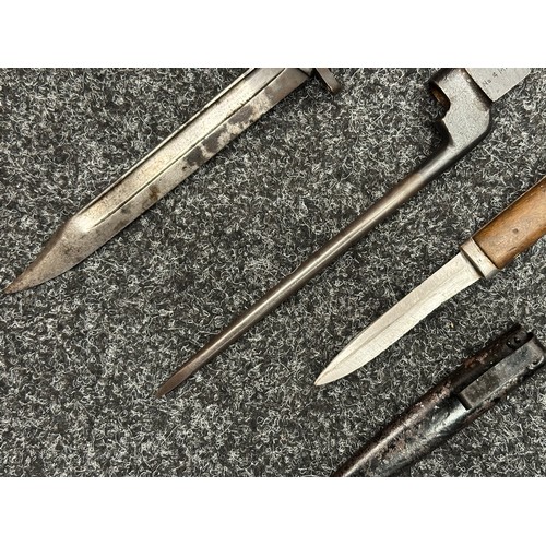 5208 - Three Edged weapons to include: WW2 British No 5 Jungle Carbine Bayonet with fullered singled edged ... 