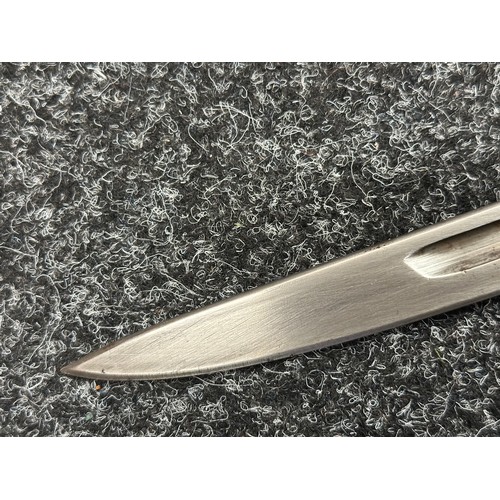 5210 - WW2 British Home Guard Issue P17 Bayonet with single edged fullered blade maker marked and dated 