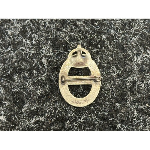 5221 - WW2 British Lapel Badges & Sweetheart badges to include Royal Engineers in Tortoiseshell and Hallmar... 