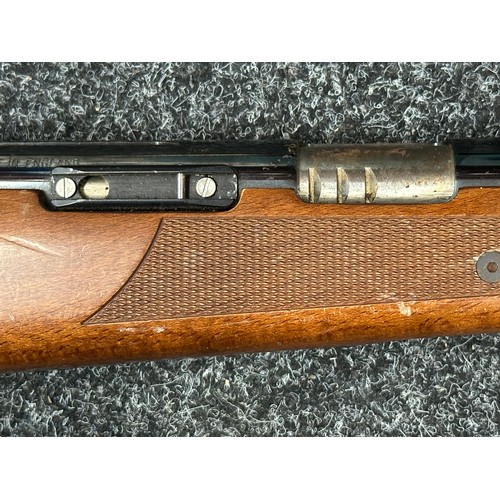 5365 - Air Arms TX200 .22 Under Lever Air Rifle serial number 11622. Working order. Barrel length 395mm. Ov... 