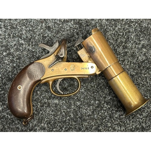 5374 - Deactivated WW1 British Webley & Scott Flare Pistol serial number 94953. Complete with Current 2025 ... 