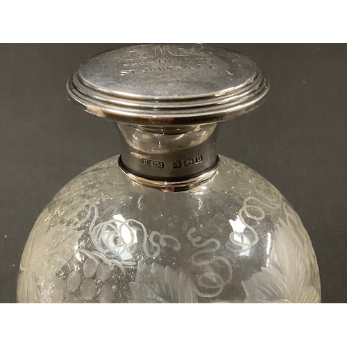 5053 - A George V silver mounted globular scent bottle, etched with fruiting vine, Birmingham 1919