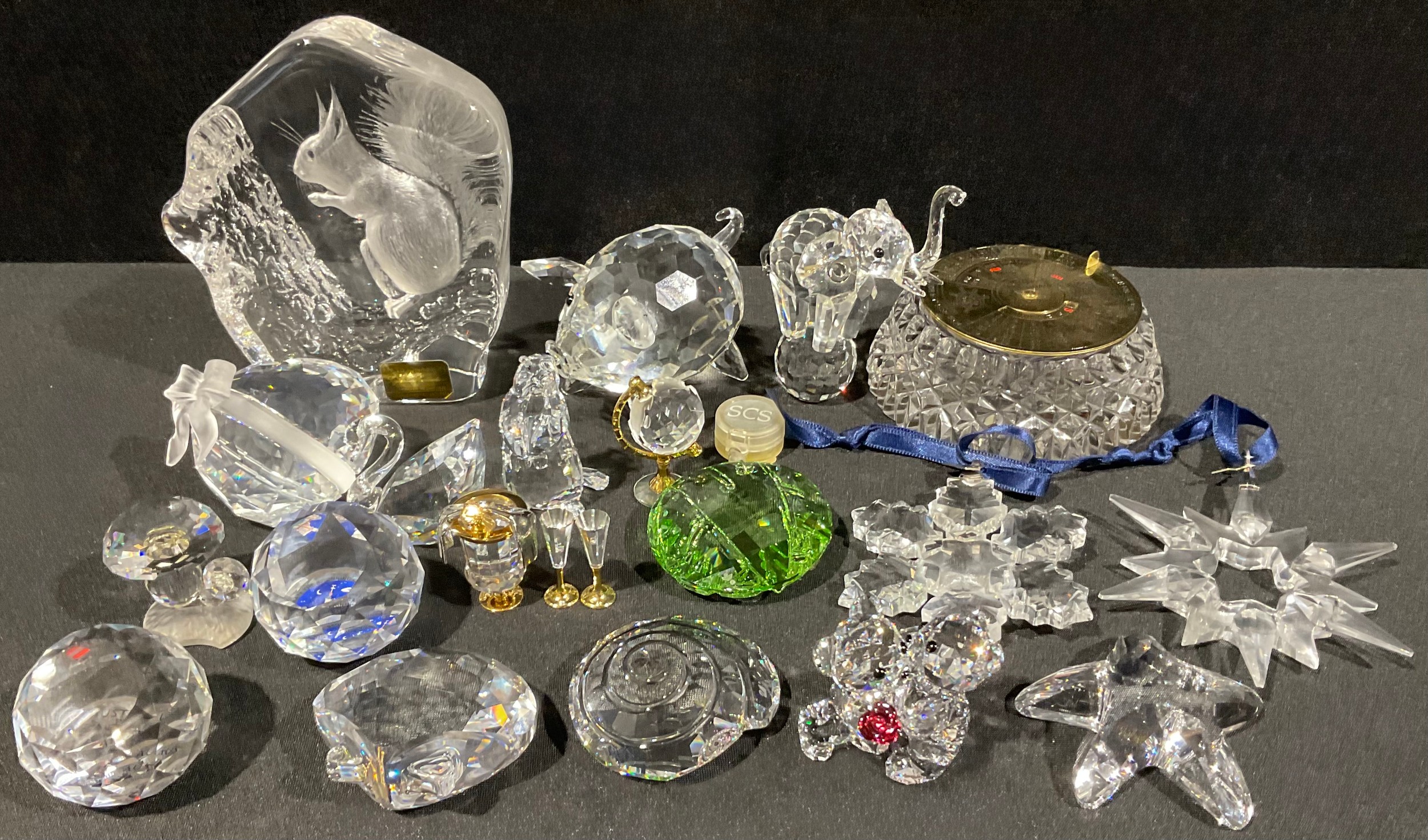 Swarovski Crystal - assorted miniatures including hearts, starfish ...