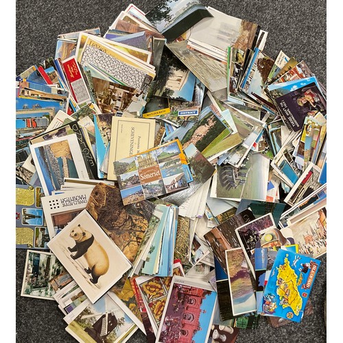 78 - Postcards- Edwardian and carter inc military, Maritime, Character and Humerons, topographical stc in... 