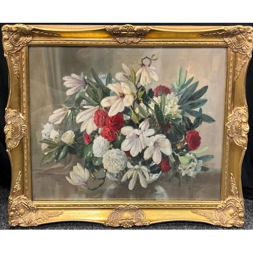 531 - Afansy Nikolsky (1909-1984) 
A Vase of Flowers, Chrysanthemums and Magnolia, signed, dated 1961, oil... 