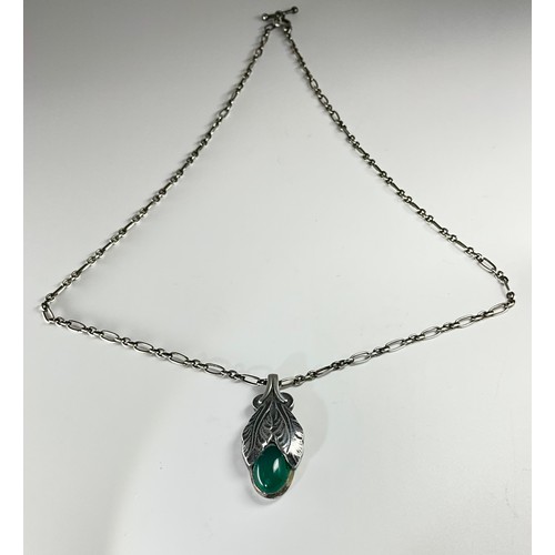125 - A Georg Jensen green agate set 2008 Heritage silver pendant necklace, the pendant set with an oval c... 