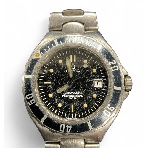 309 - An Omega Seamaster Professional 200 metre wristwatch, ref 3961042.3, raised dot and baton indices, c... 