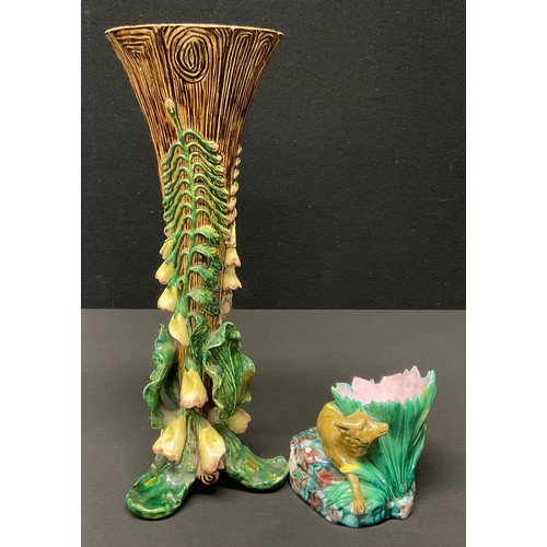 287 - A Menton Majolica Foxglove pattern vase, mark to base, 32.5cm high; another, a Worcester Majolica fi... 
