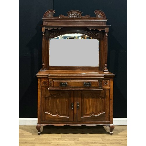 19 - An Arts & Crafts period walnut mirror-back sideboard, 200cm high, 121cm wide, 50cm deep, c.1900