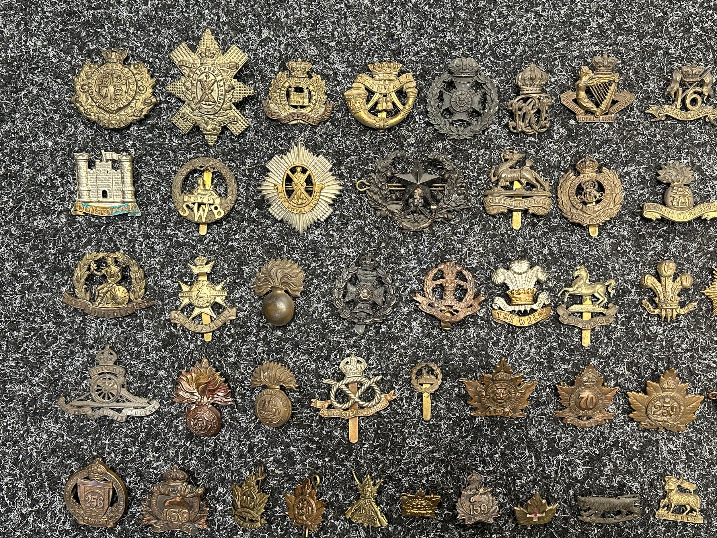 WW1 British Cap Badge collection to include WW1 Canadian cap badges and ...