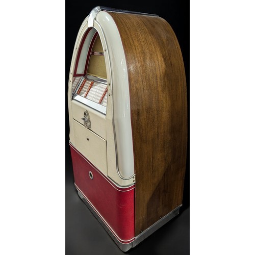 A 1940s American Bakelite, chrome, and leather mounted phonograph ...