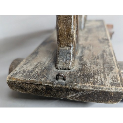 7350 - Juvenalia & Folk Art - a late Victorian pull along horse, horse hair tail, metal wheels, 37cm long, ... 