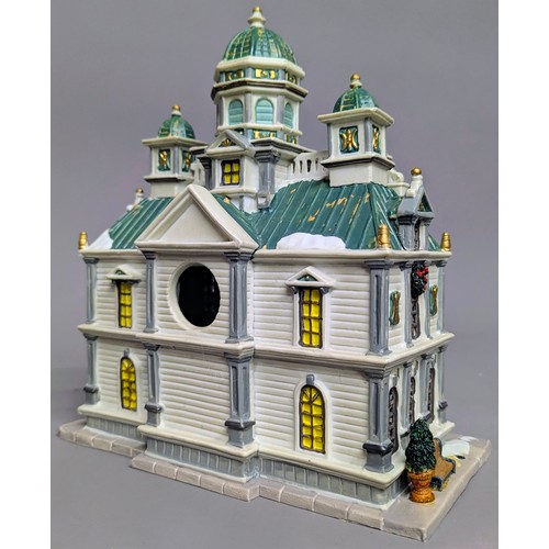 7358 - Lemax Village - Caddington Village, Christmas, Village Town Hall, with bulb, boxed; Public Library, ... 